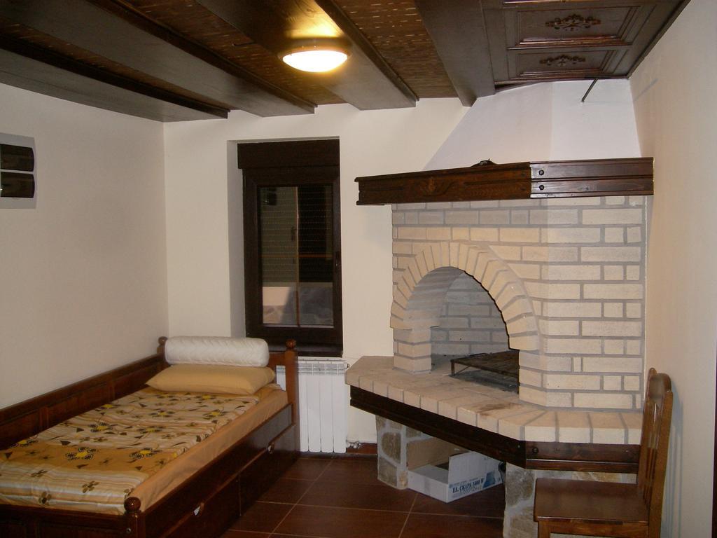Sinabovite Houses Ξενοδοχείο Badevtsi Δωμάτιο φωτογραφία