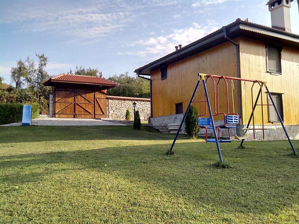 Sinabovite Houses Ξενοδοχείο Badevtsi Δωμάτιο φωτογραφία