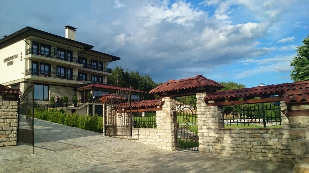 Sinabovite Houses Ξενοδοχείο Badevtsi Εξωτερικό φωτογραφία