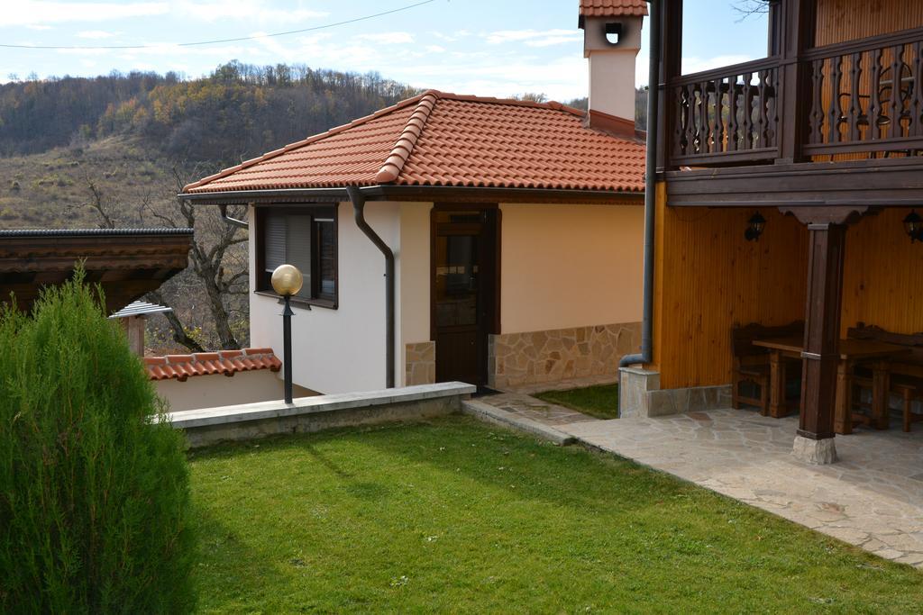 Sinabovite Houses Ξενοδοχείο Badevtsi Εξωτερικό φωτογραφία