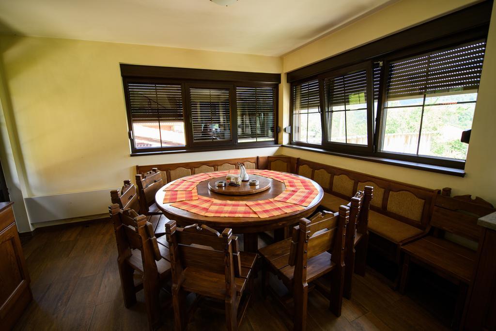 Sinabovite Houses Ξενοδοχείο Badevtsi Εξωτερικό φωτογραφία
